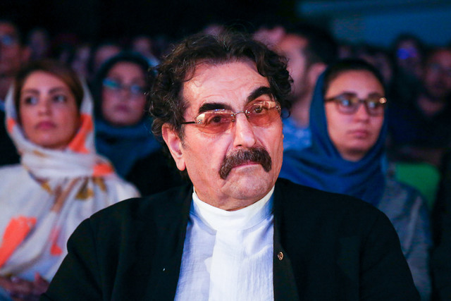 مرغ همسایه غاز  نیست استاد!